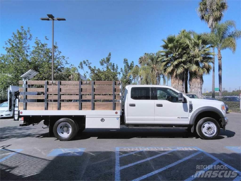 Ford F550 CREW CAB 4 Furgons