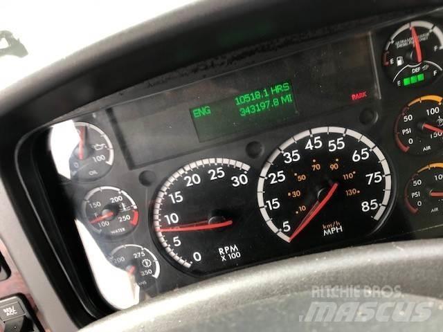 Freightliner 114SD Šasija ar kabīni