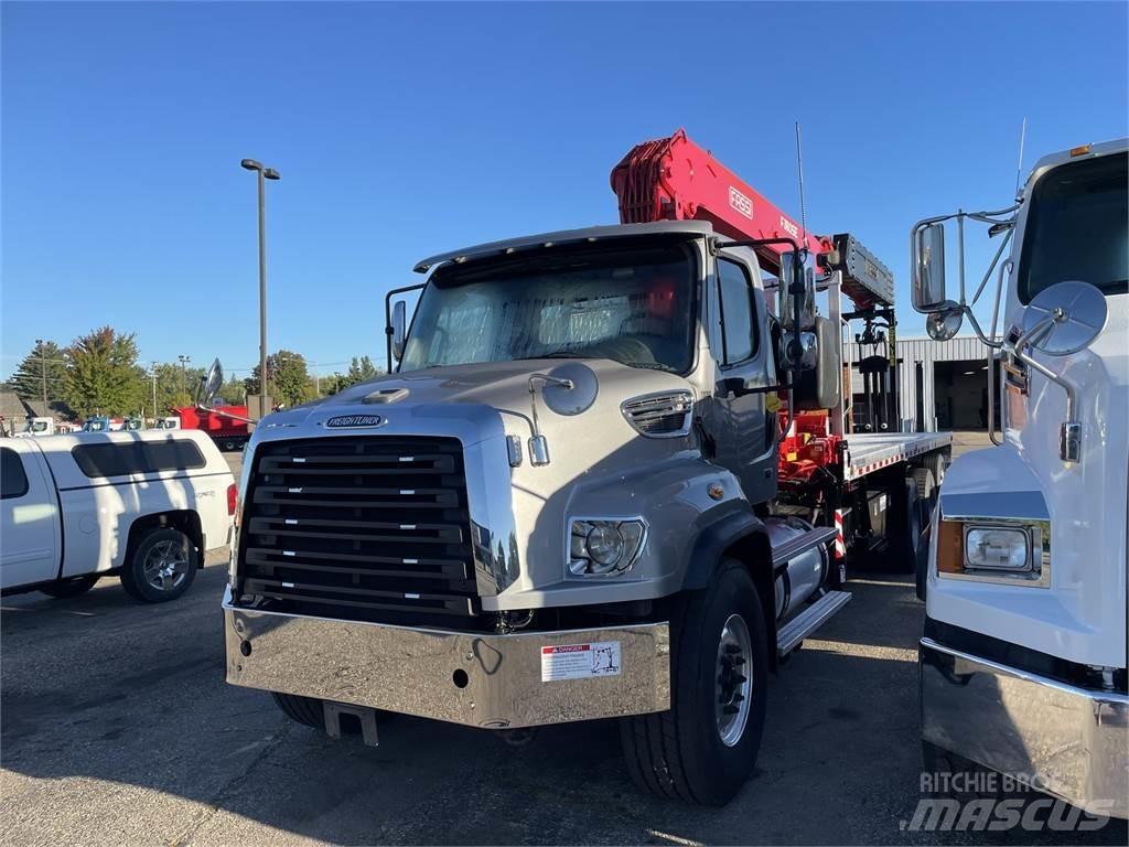 Freightliner 114SD Šasija ar kabīni
