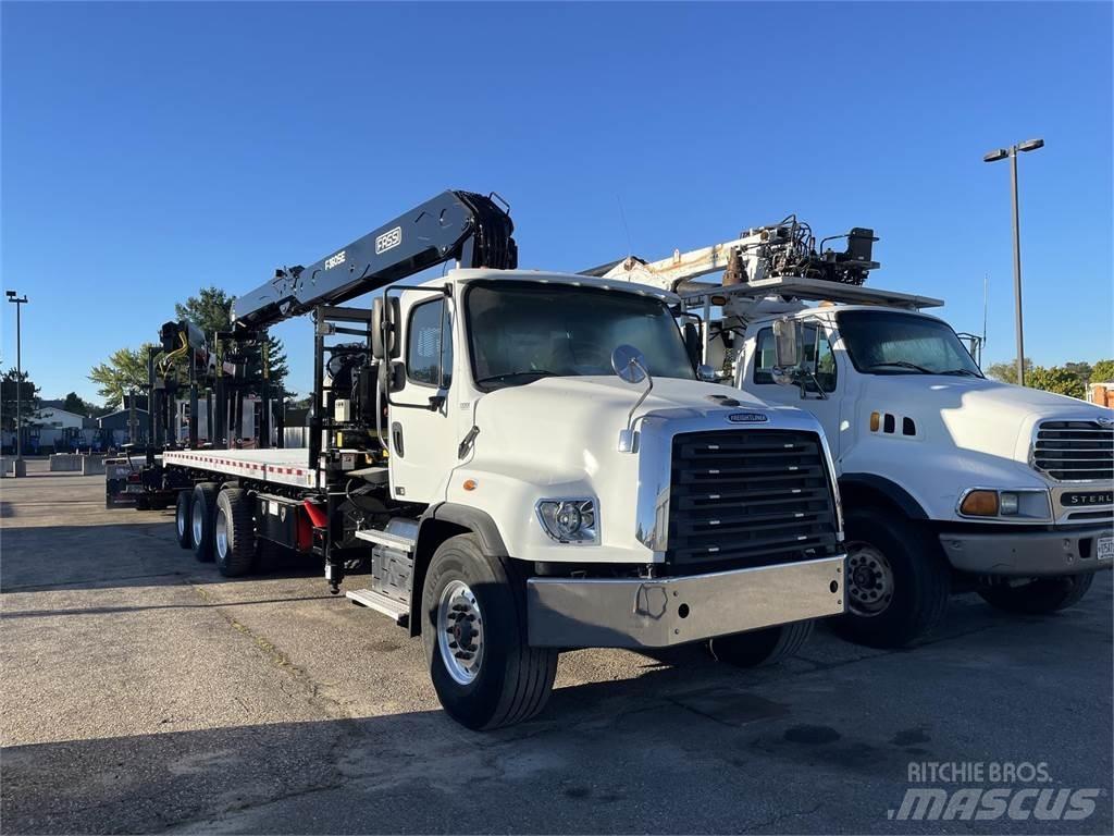 Freightliner 114SD Citi