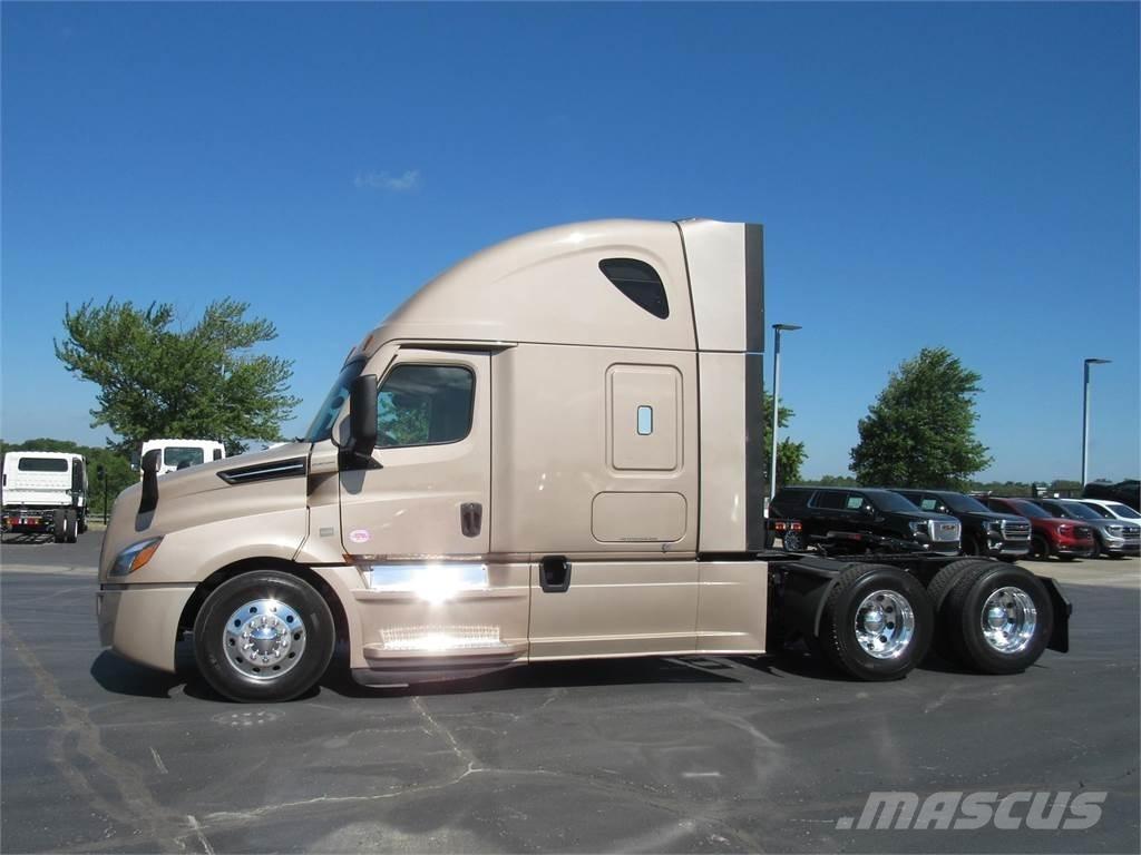 Freightliner CA126SLP Vilcēji