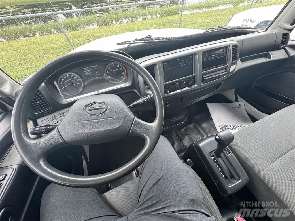 Hino 268 Furgons