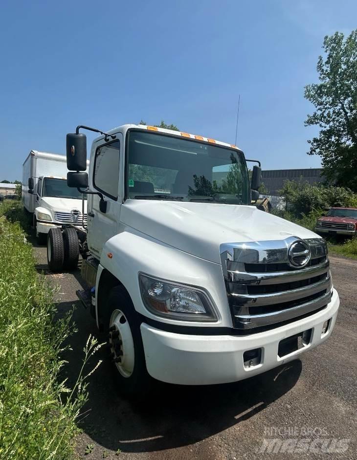 Hino 268A Šasija ar kabīni