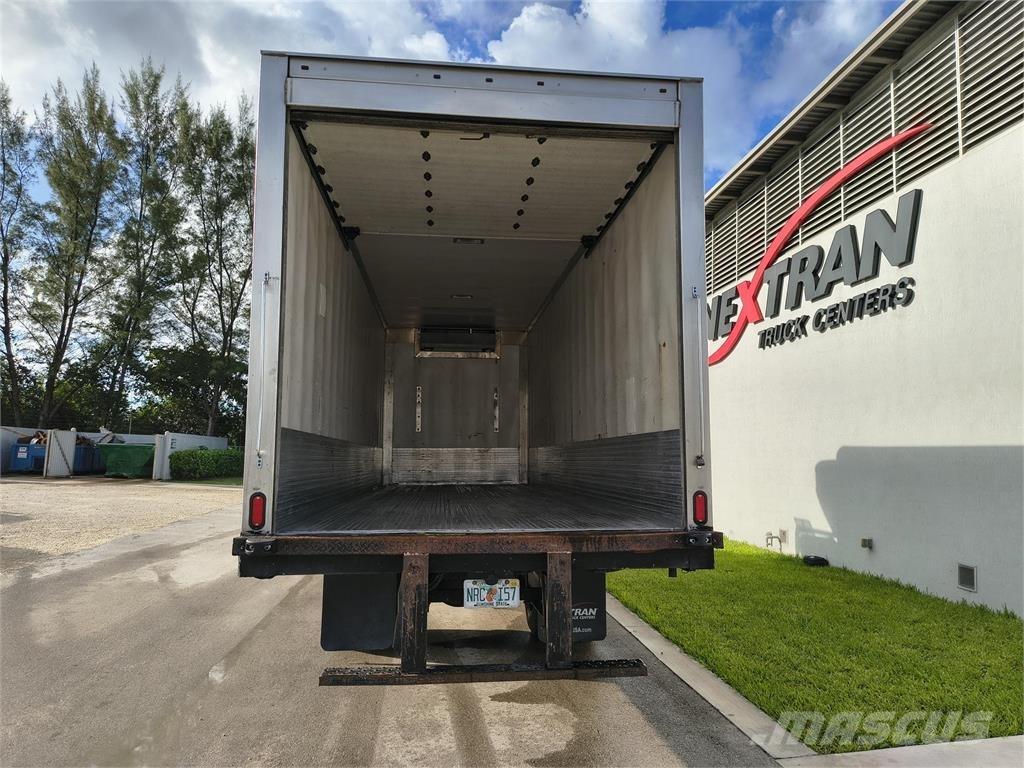 Hino 268A Furgons