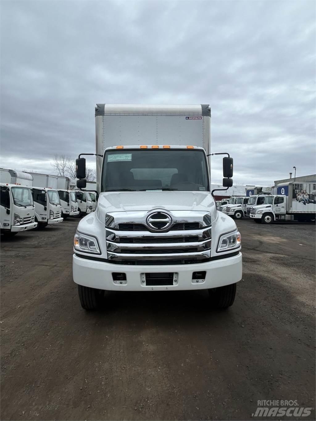Hino L6 Furgons