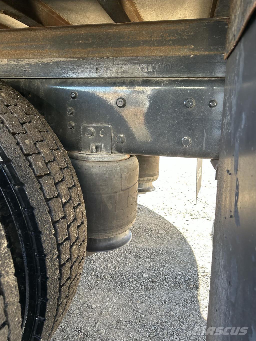 International MV607 Furgons