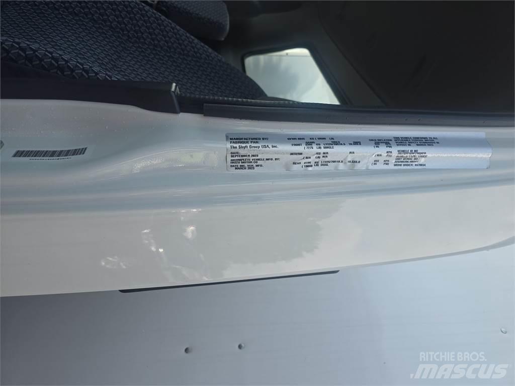 Isuzu NPR Furgons