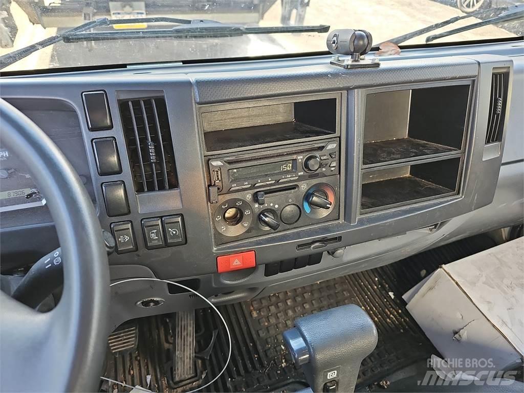 Isuzu NPR HD Furgons
