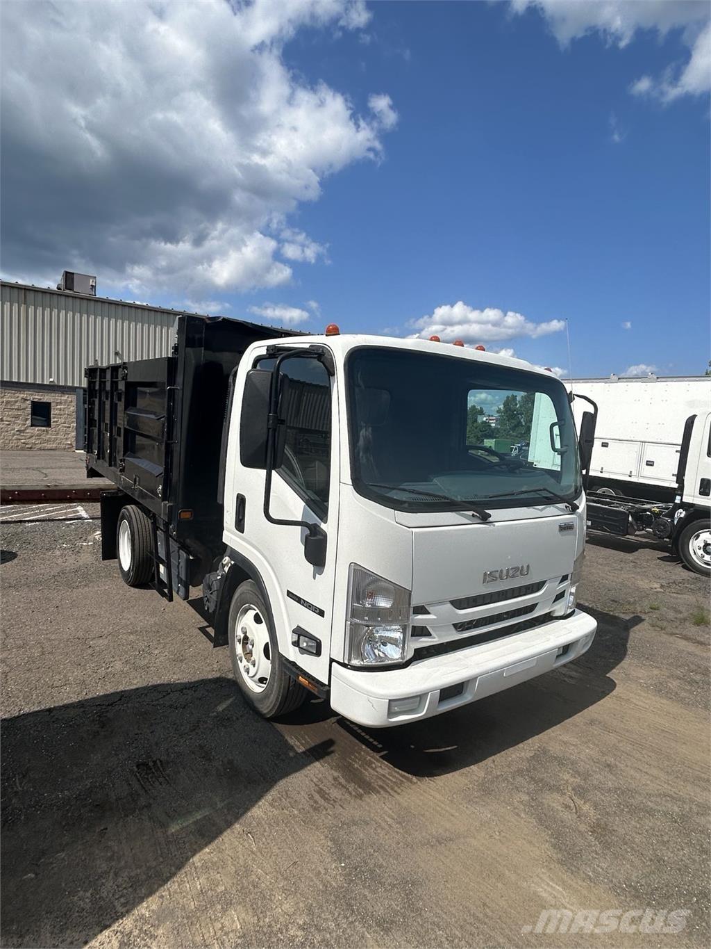 Isuzu NQR Pašizgāzējs