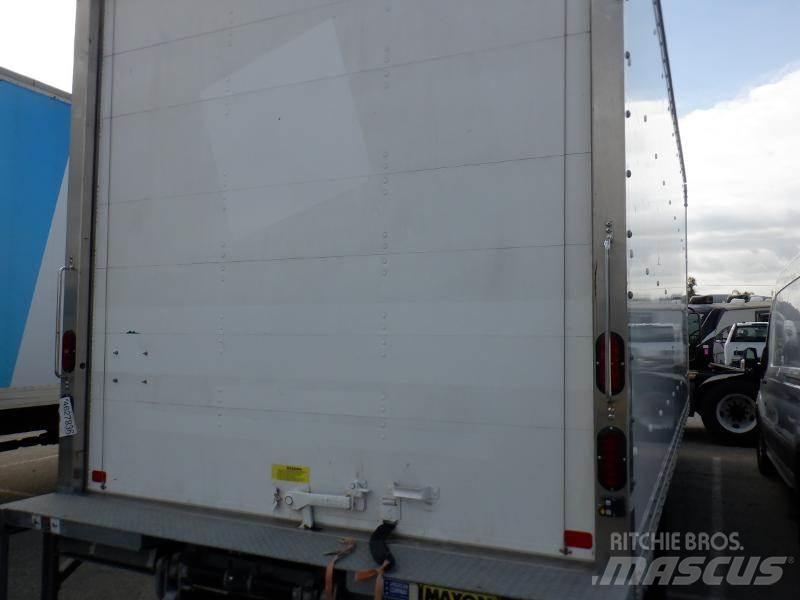 Isuzu NRR Furgons