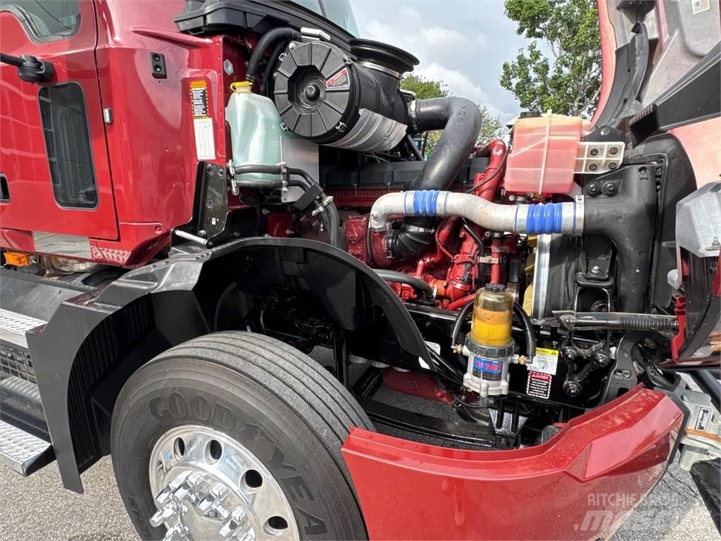Mack AN64T Vilcēji