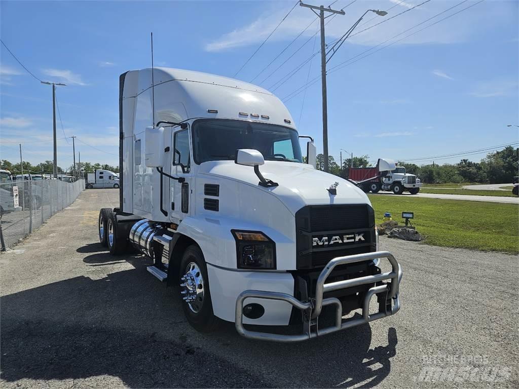Mack AN64T Vilcēji