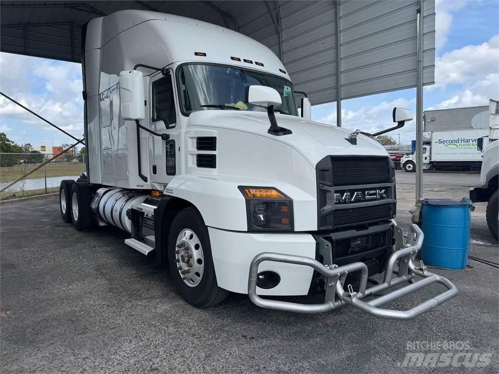 Mack AN64T Vilcēji
