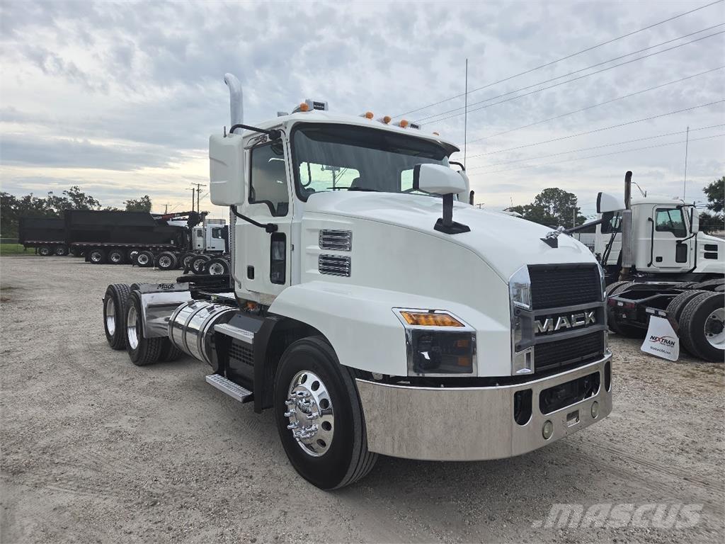 Mack AN64T Vilcēji
