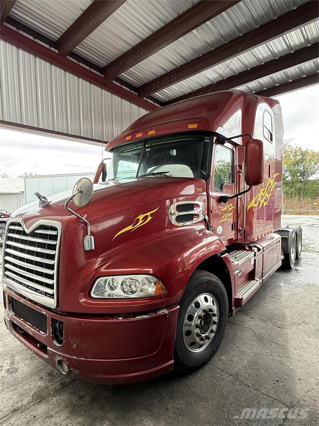 Mack CXU613 Vilcēji