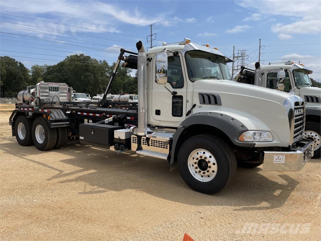 Mack GR64B Citi
