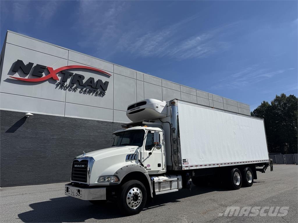 Mack GR64B9 Vilcēji