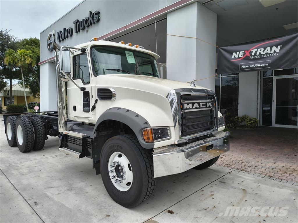 Mack GR64F Citi