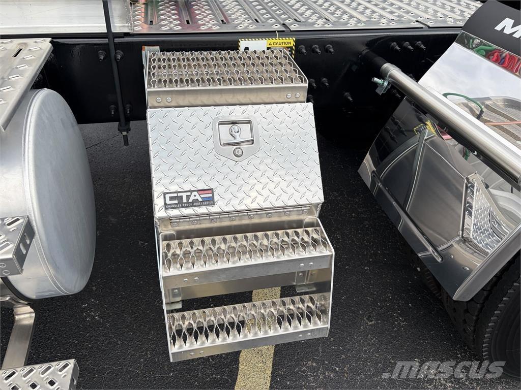 Mack GR64FT Vilcēji