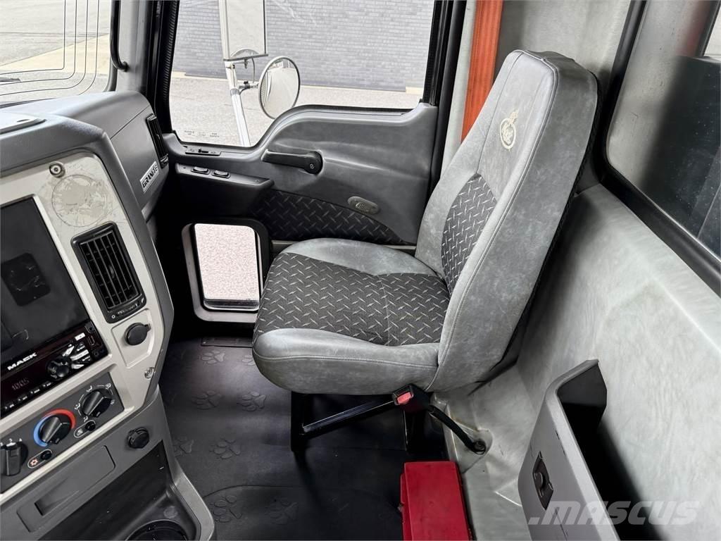 Mack GU813 Citi