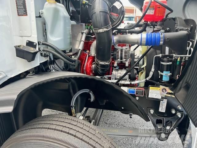 Mack MD6 42R Šasija ar kabīni