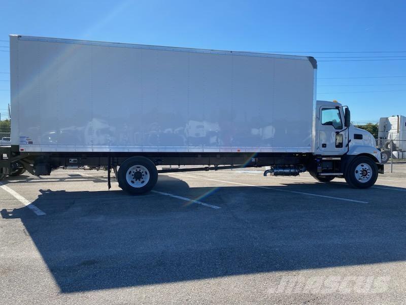 Mack MD6 42R Furgons