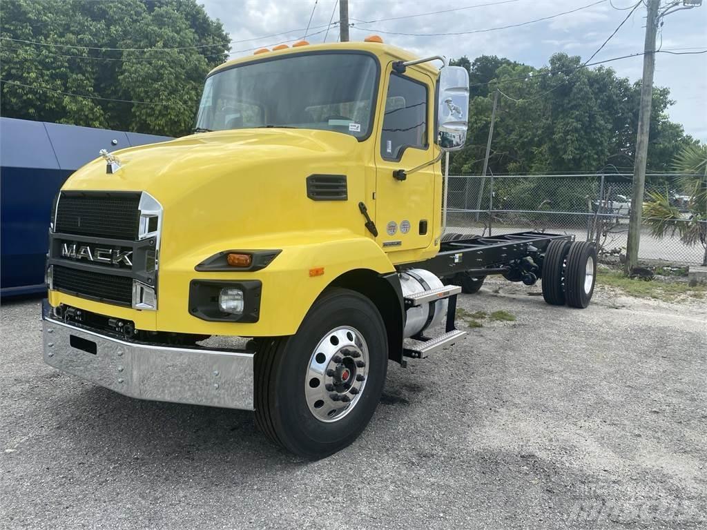 Mack MD7 42R Mežizstrāde- Citi