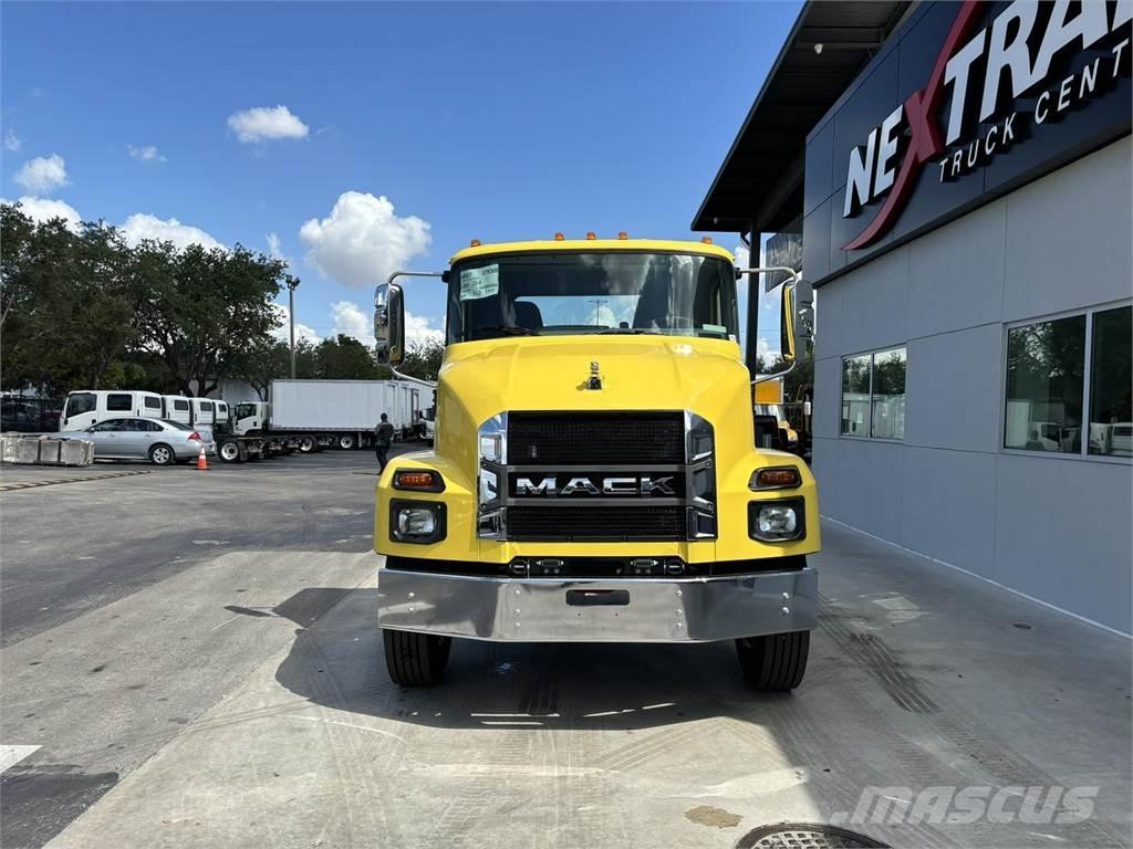 Mack MD7 42R Mežizstrāde- Citi