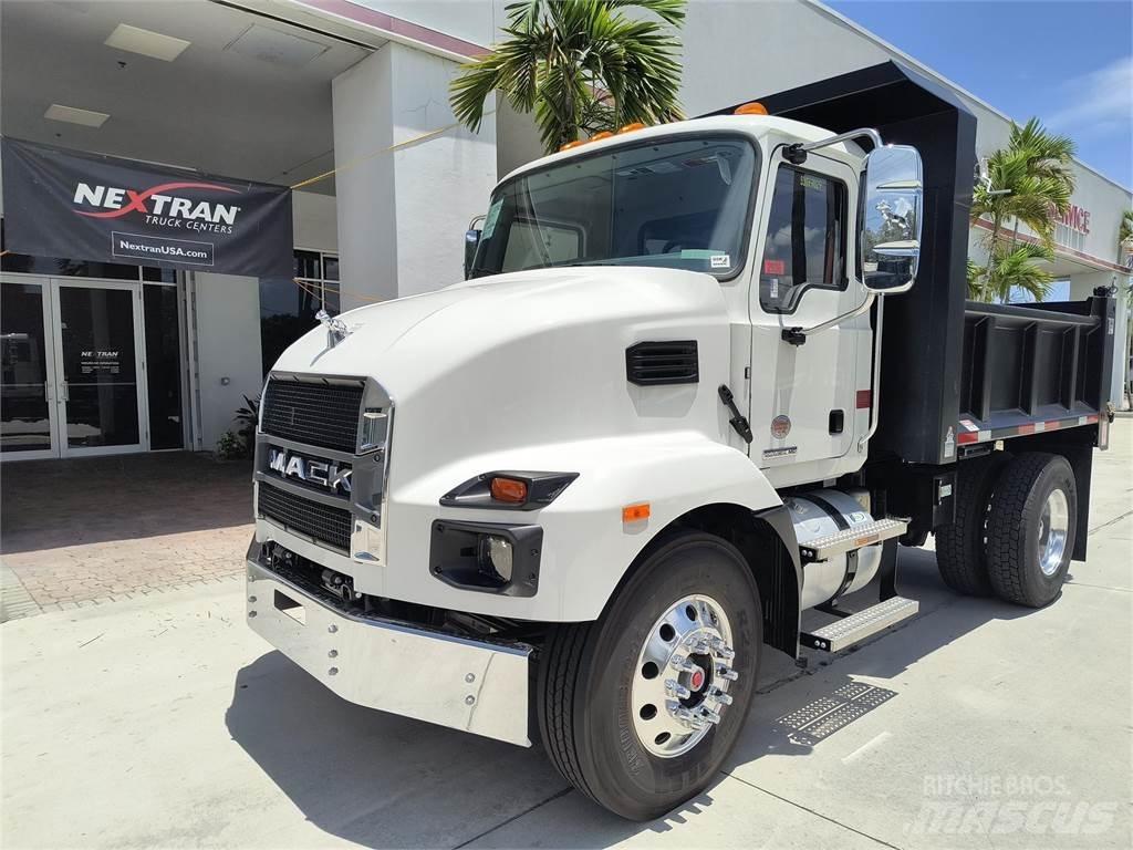 Mack MD7 42R Šasija ar kabīni