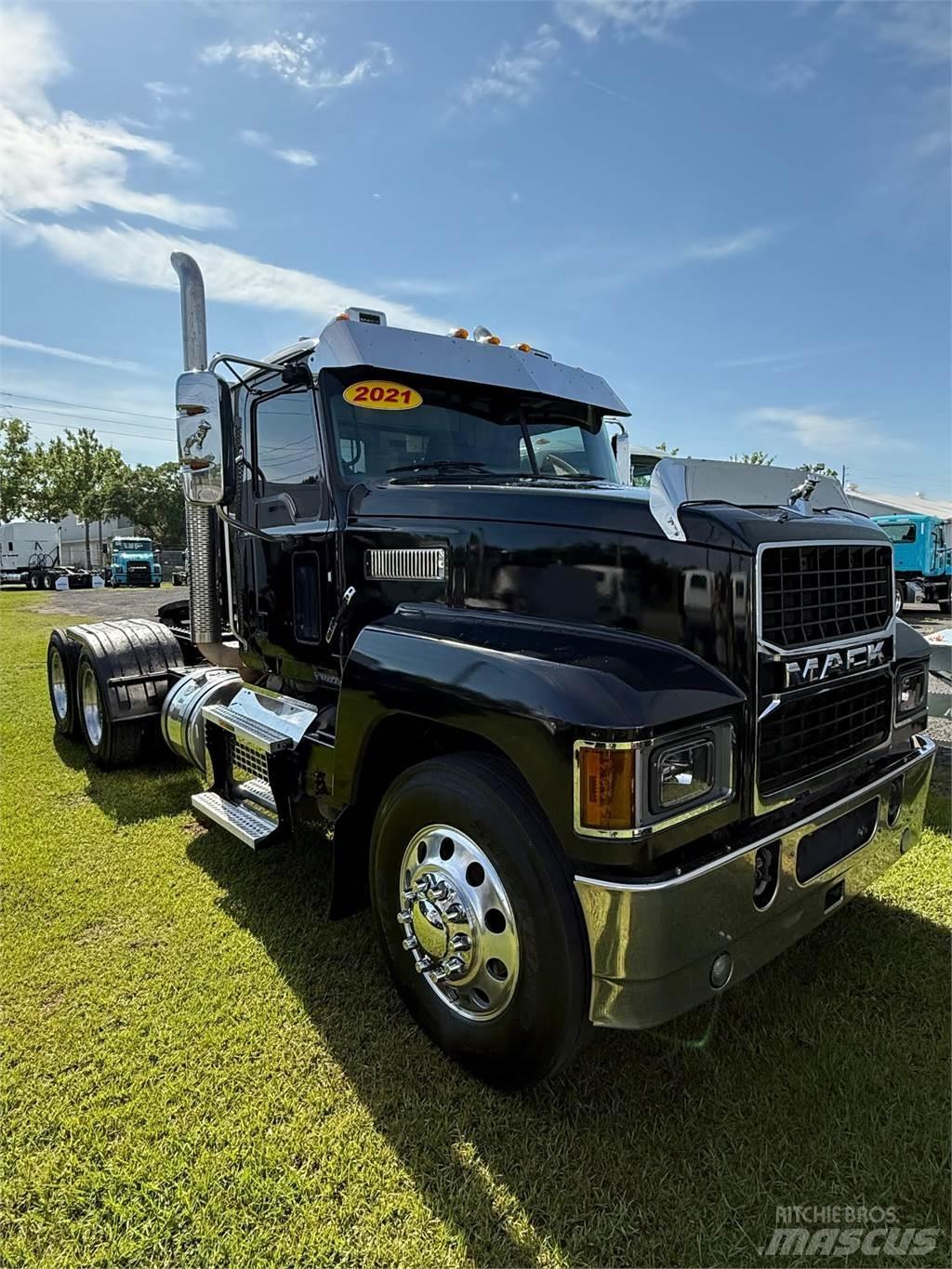 Mack PI64T Vilcēji
