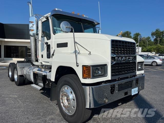 Mack PI64T Vilcēji