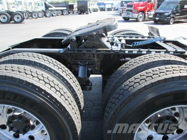 Mack PI64T Vilcēji
