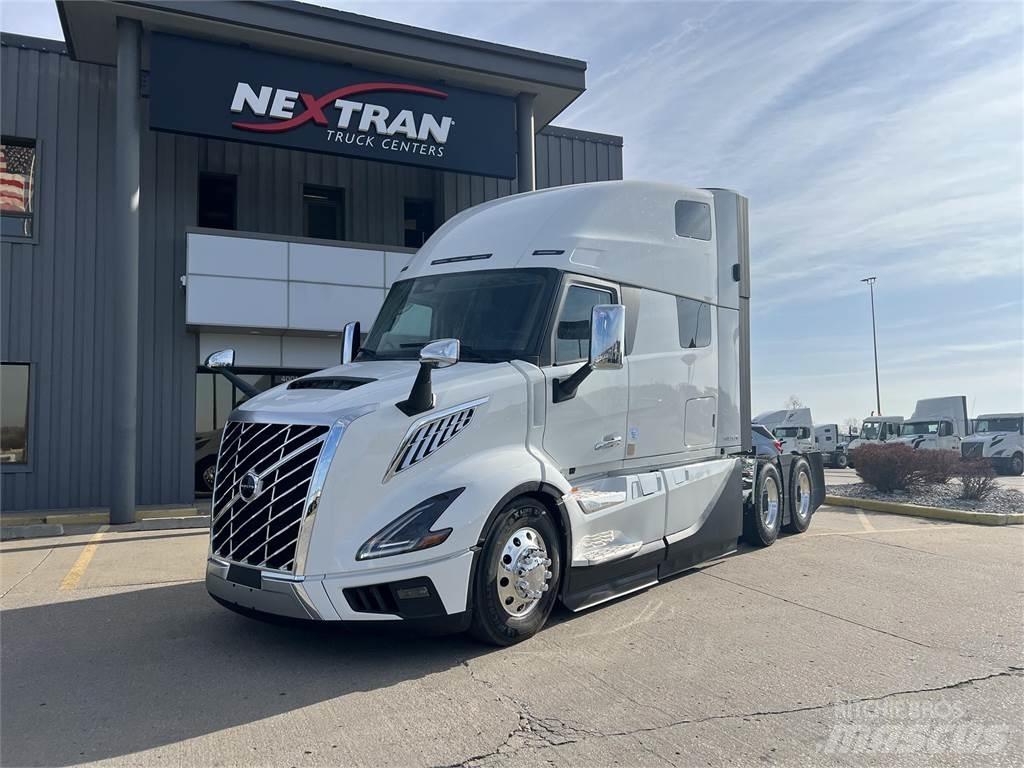 Volvo NEW VNL860 Vilcēji