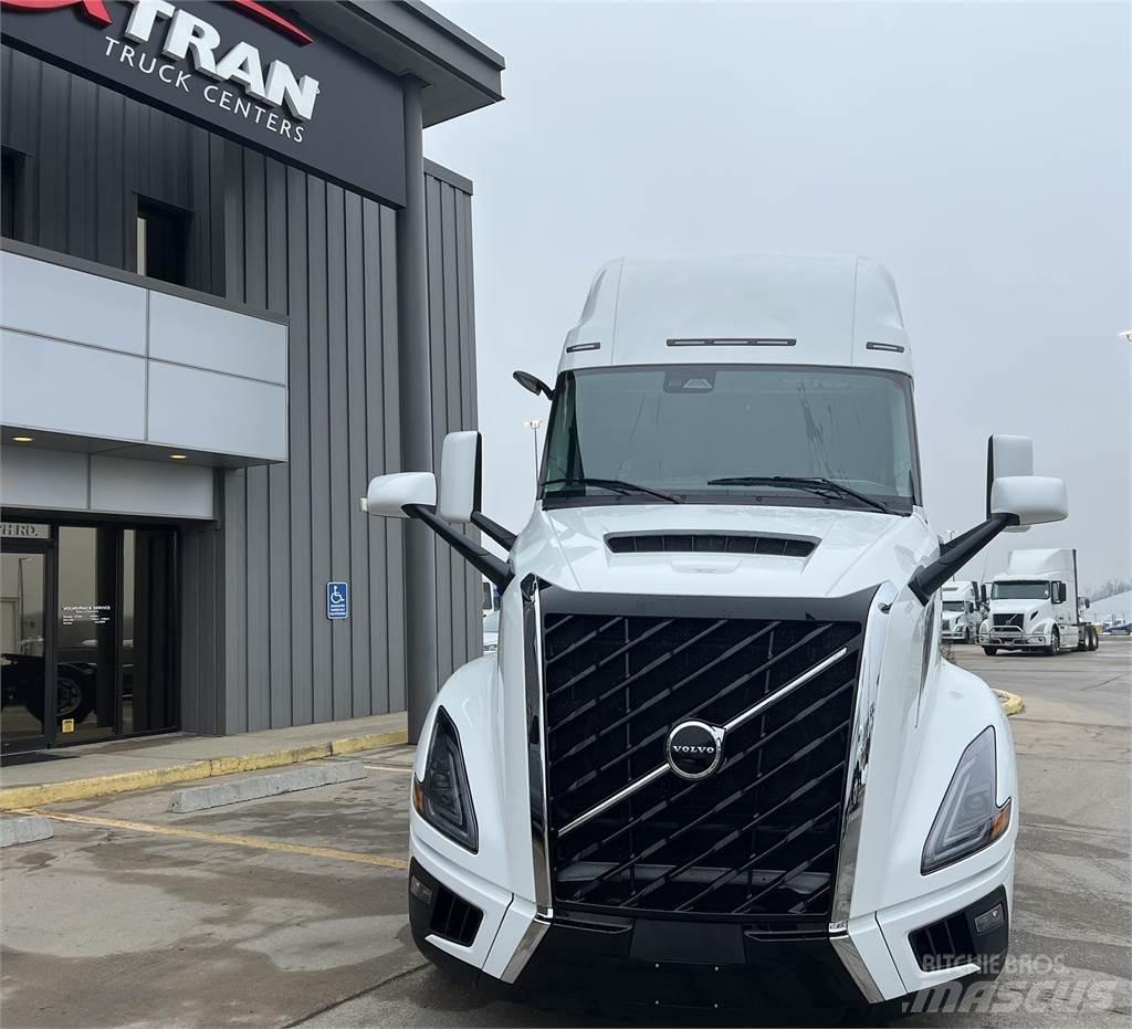 Volvo NEW VNL860 Vilcēji