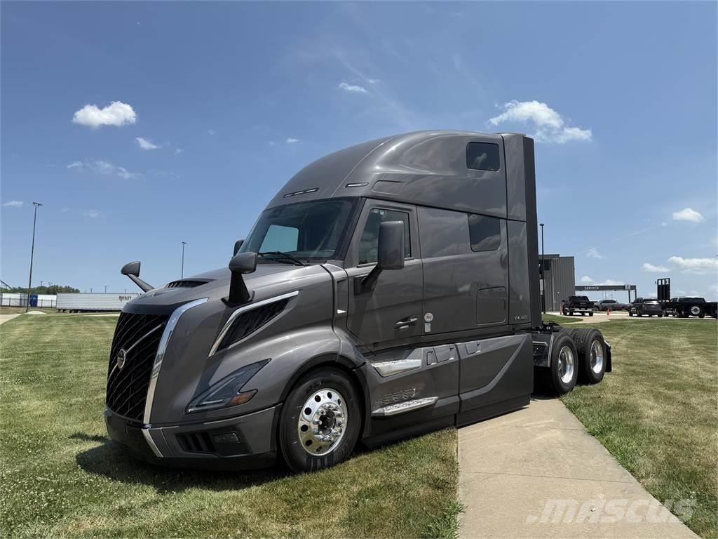 Volvo NEW VNL860 Vilcēji