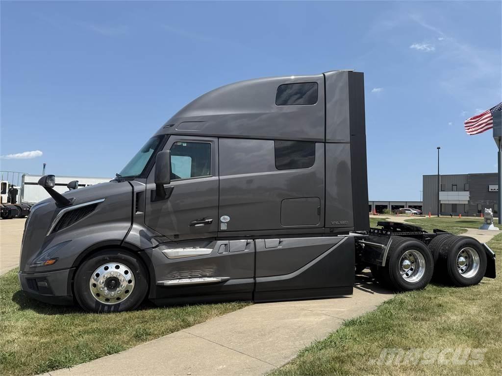 Volvo NEW VNL860 Vilcēji