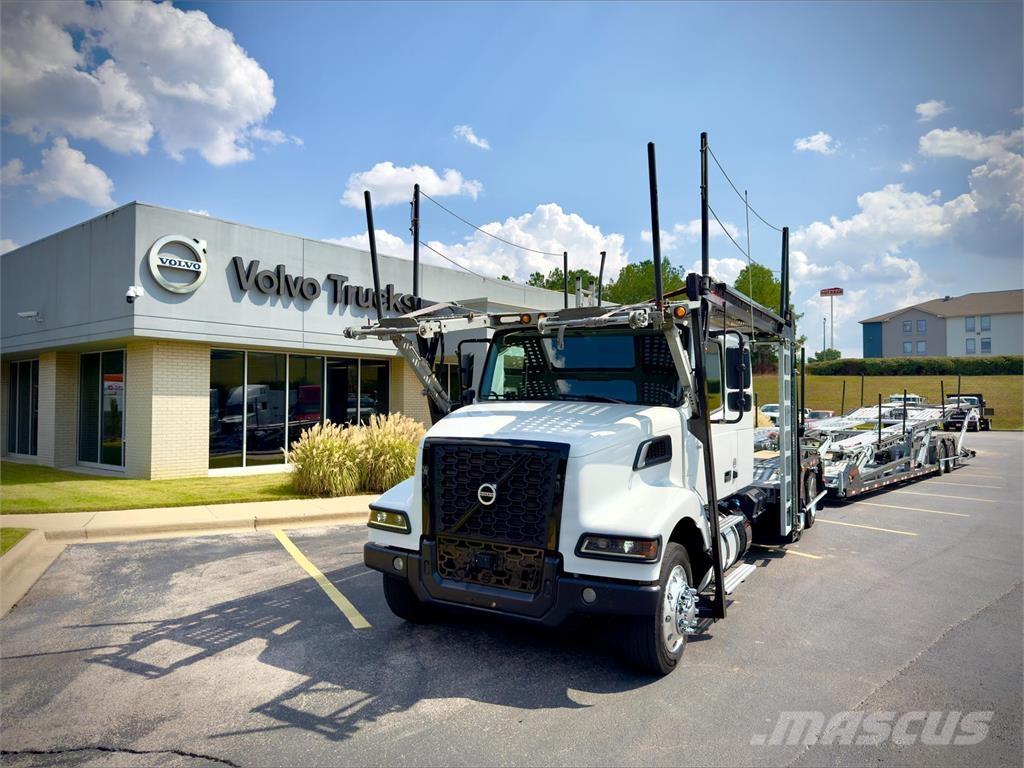 Volvo VAH64400 Treileri ar āķi