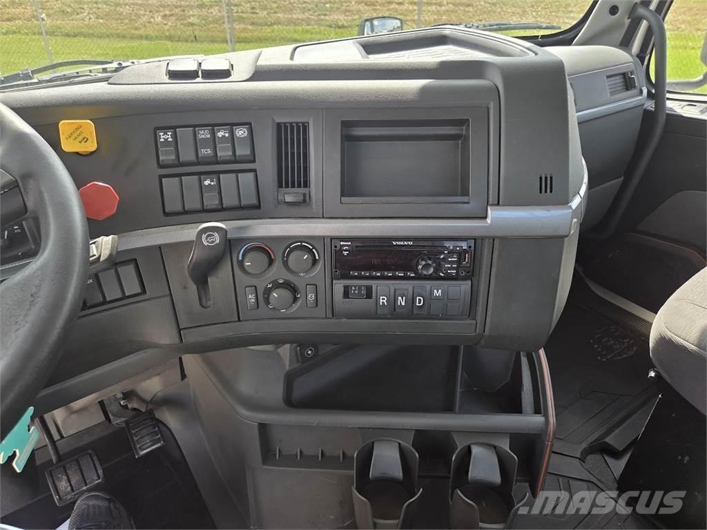 Volvo VNL64T300 Vilcēji