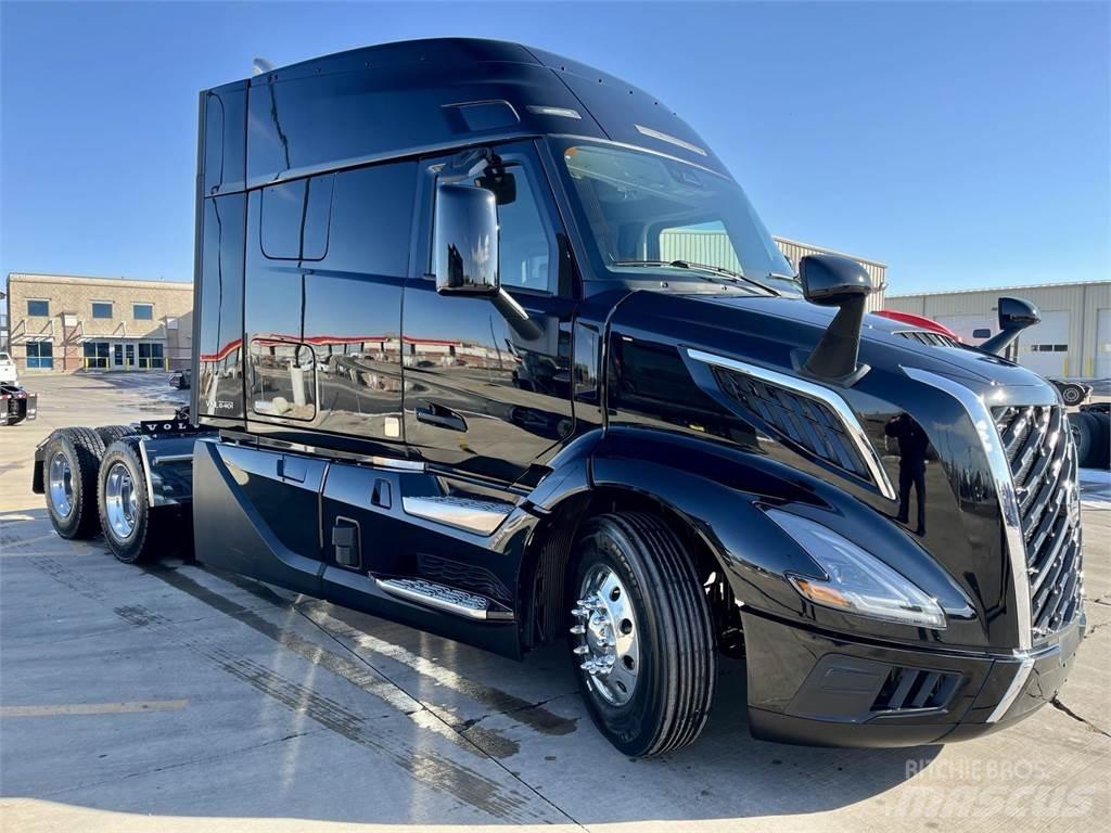 Volvo VNL64T640 Vilcēji