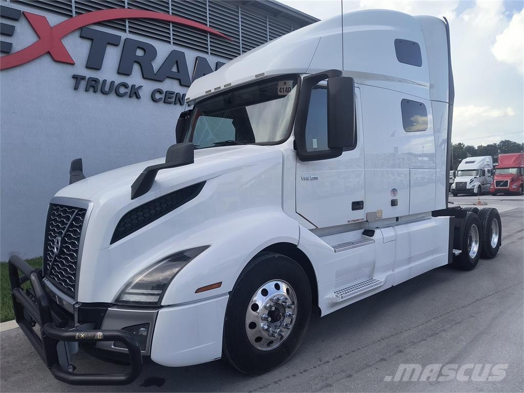 Volvo VNL64T760 Vilcēji