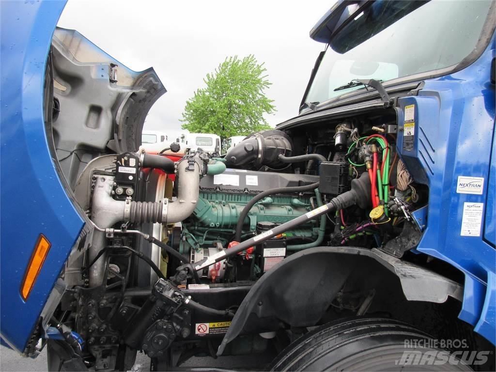 Volvo VNL64T760 Vilcēji