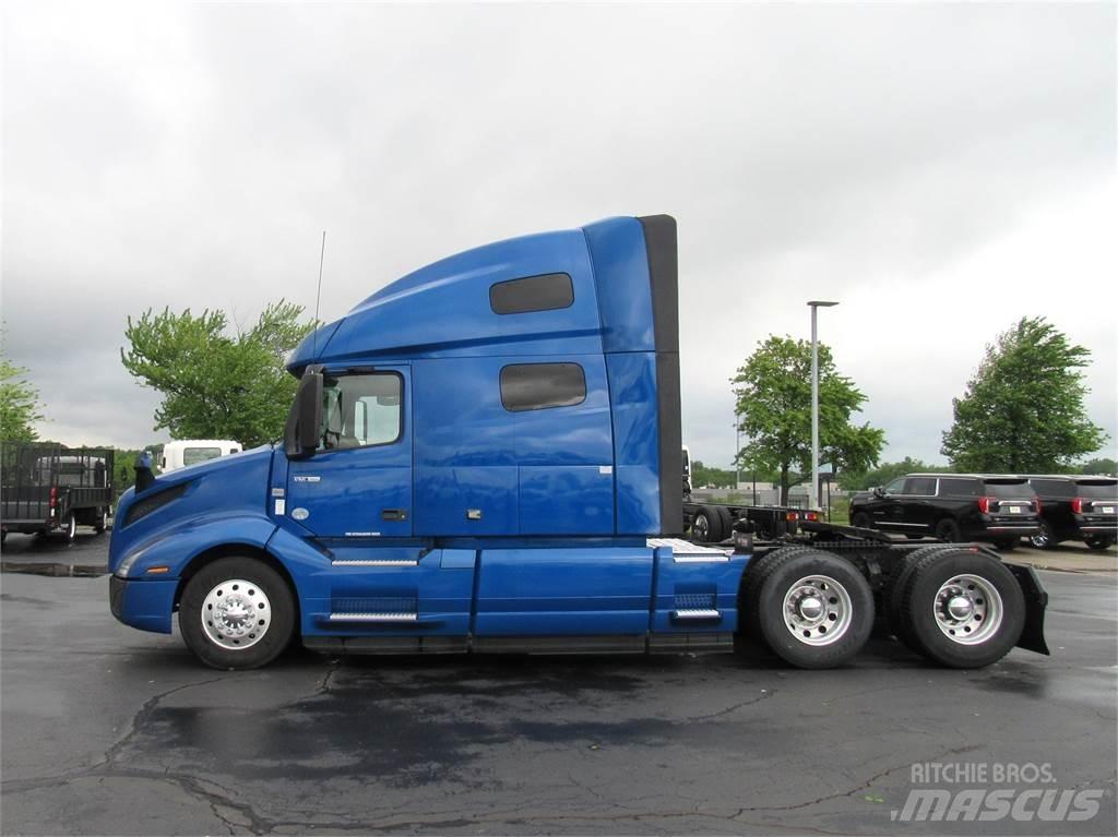 Volvo VNL64T760 Vilcēji