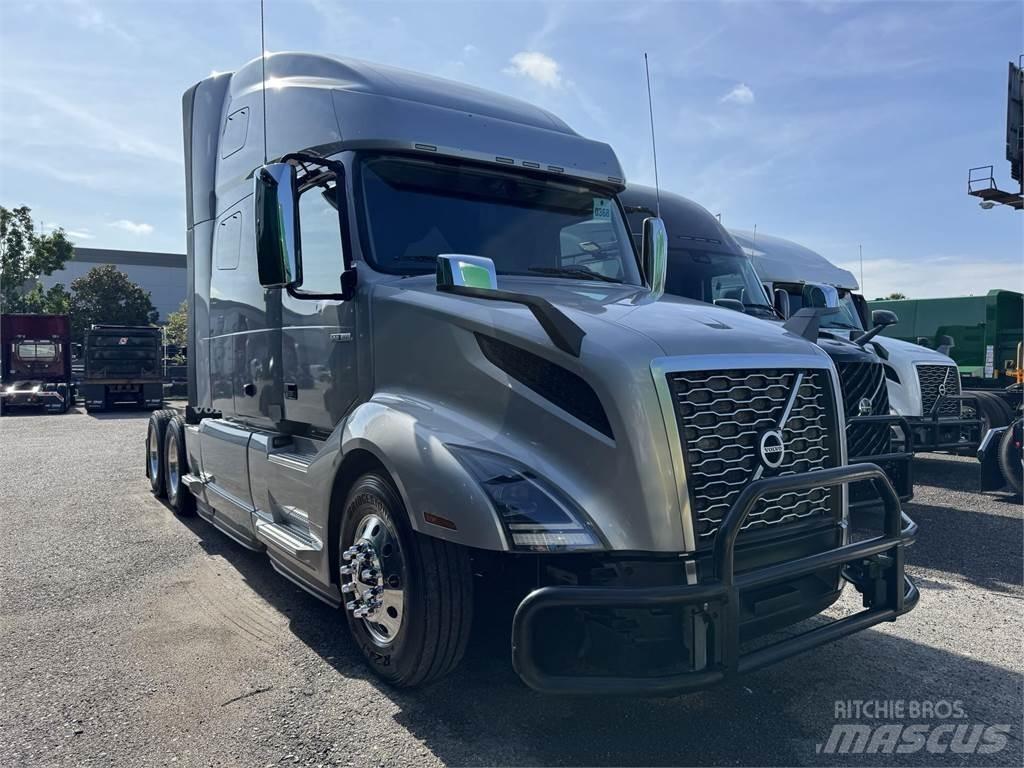 Volvo VNL64T760 Vilcēji