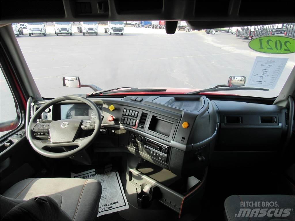 Volvo VNL64T760 Vilcēji