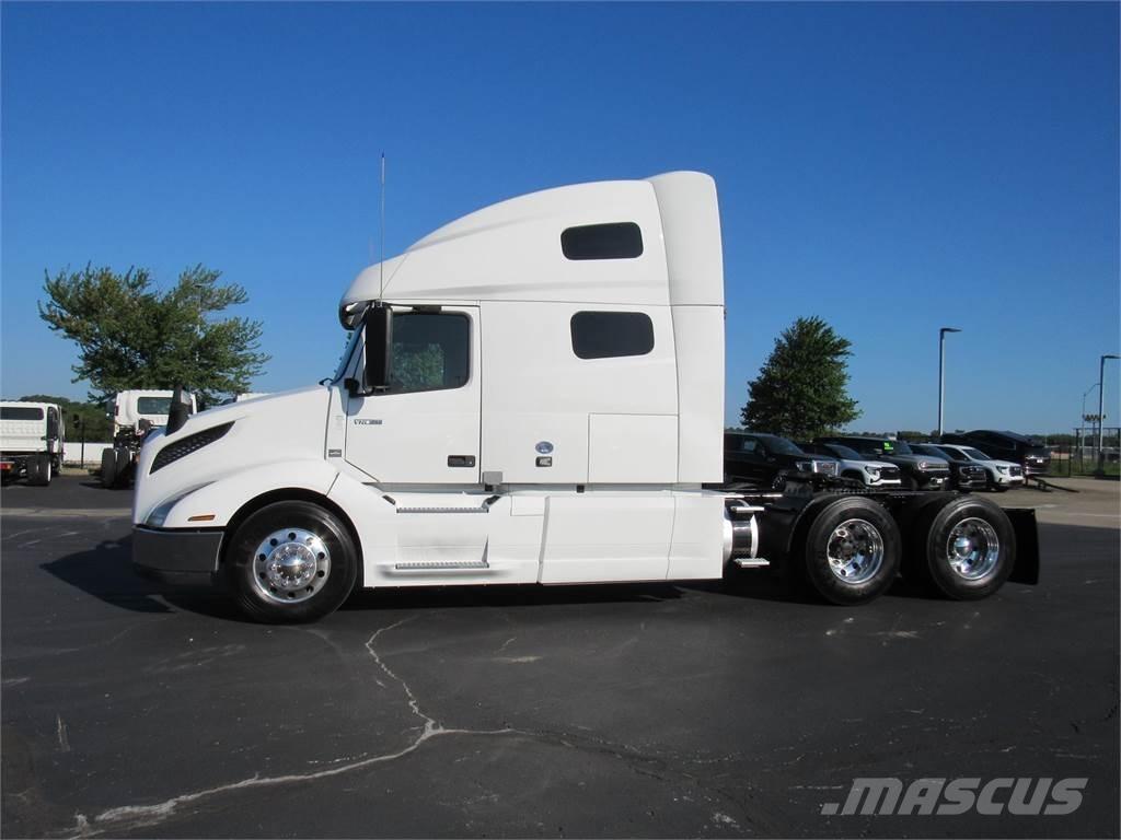 Volvo VNL64T760 Vilcēji