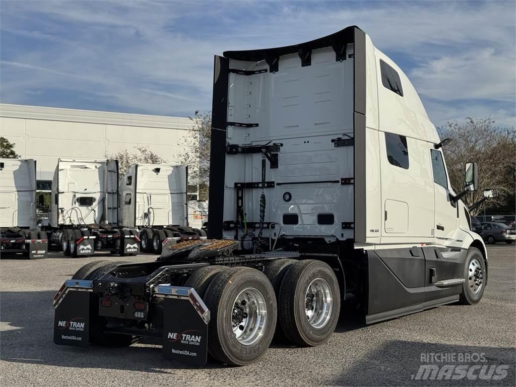 Volvo VNL64T860 Vilcēji