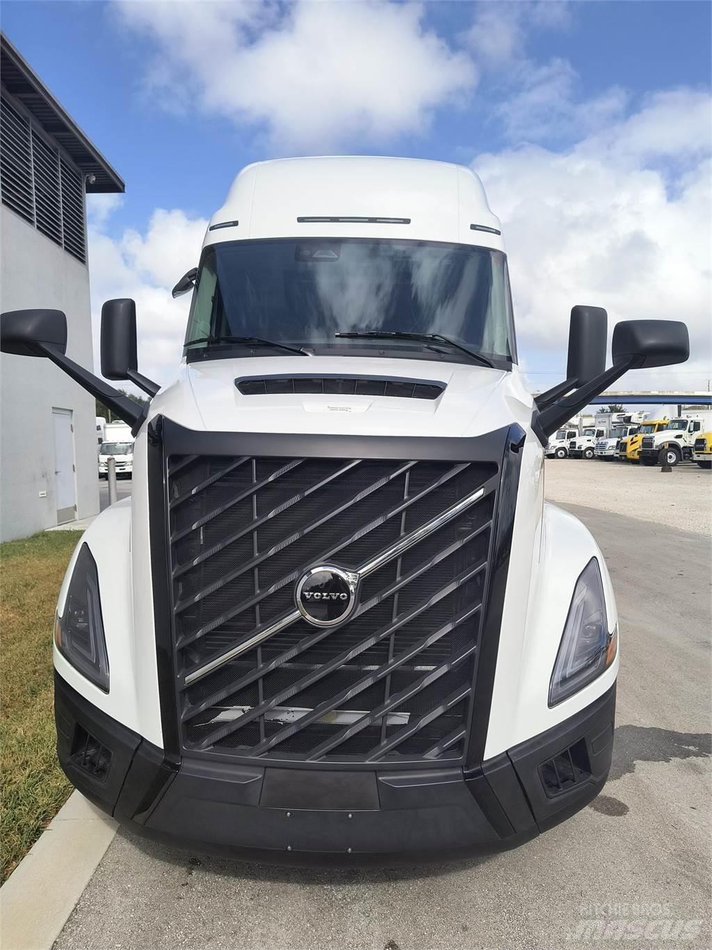 Volvo VNL64T860 Vilcēji