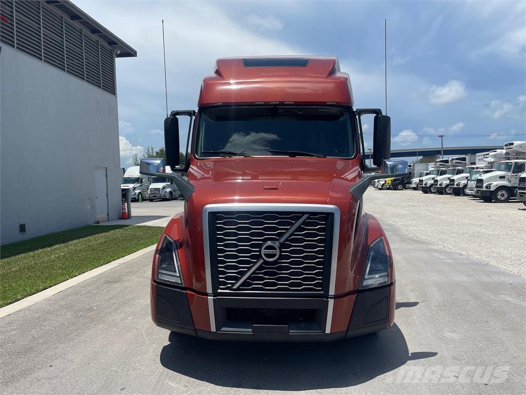 Volvo VNL64T860 Vilcēji