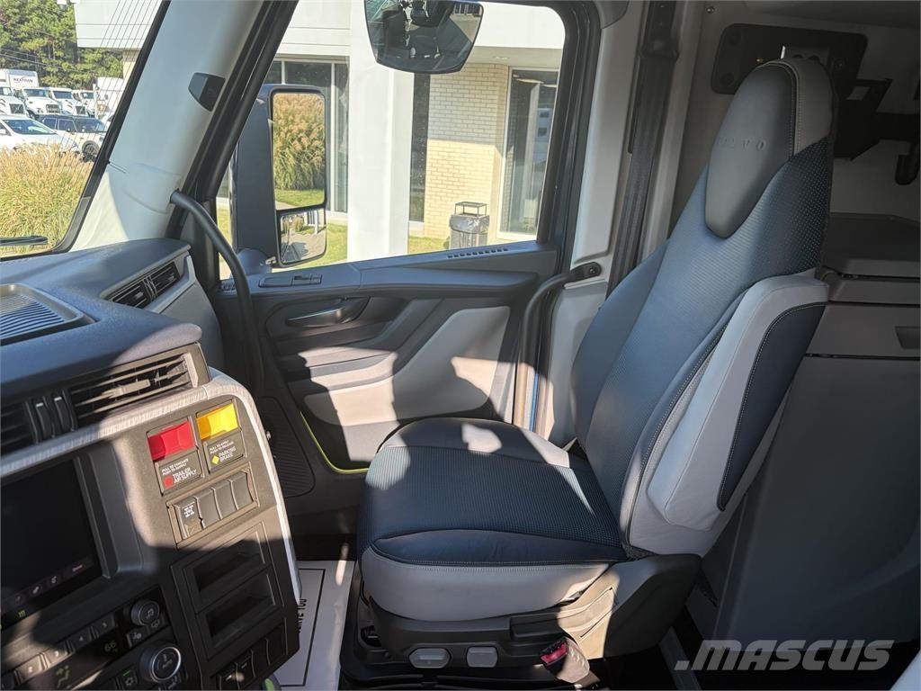 Volvo VNL64T860 Vilcēji