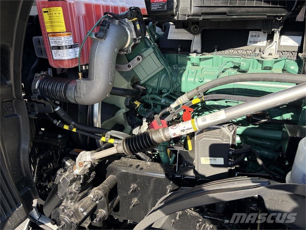 Volvo VNL64T860 Vilcēji
